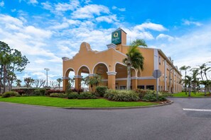 Exterior - Quality Inn - Near Serenoa Golf Club (Sarasota)