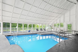 Piscina externa sazonal