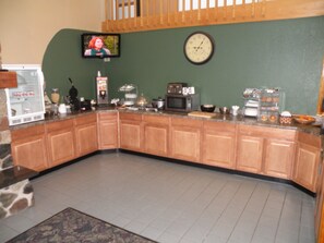 Free daily continental breakfast