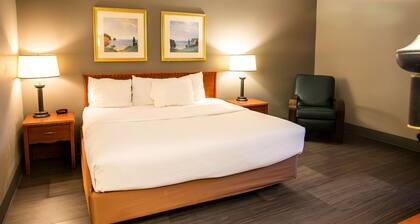 La Quinta Inn by Wyndham Milwaukee Airport / Oak Creek