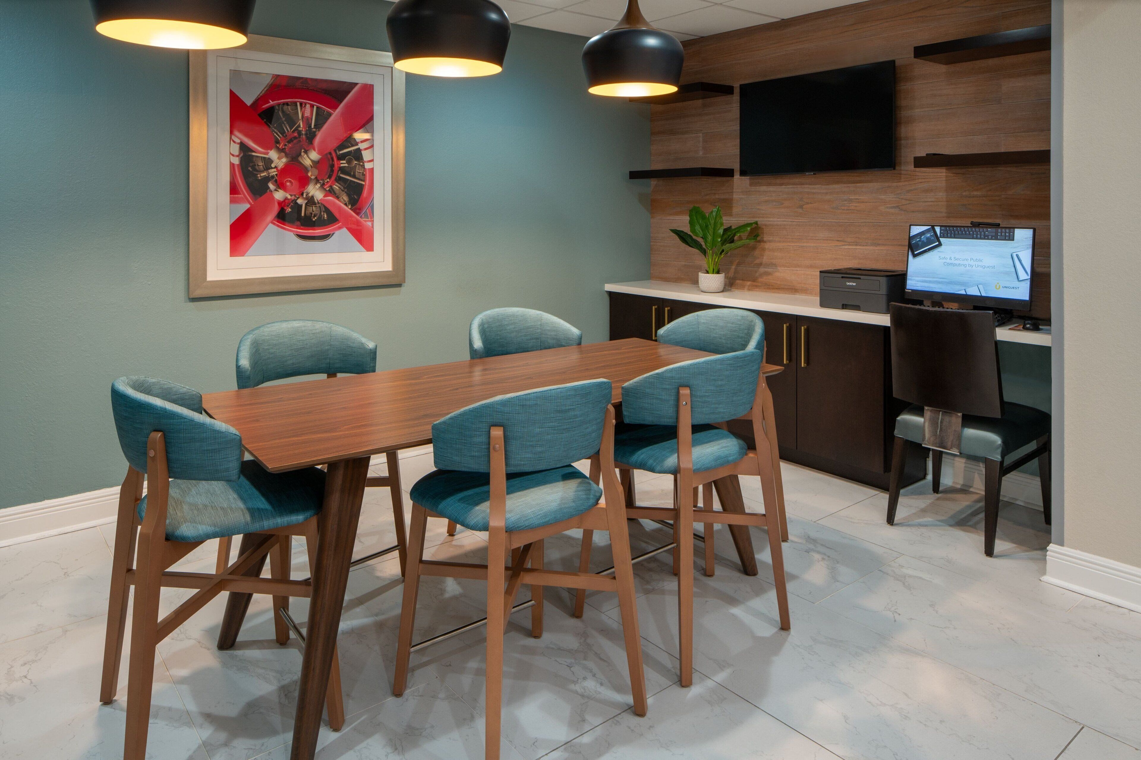 Foto - Four Points by Sheraton Alexandria