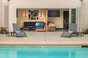 Outdoor pool, pool umbrellas