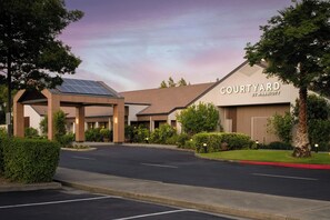 Exterior - Courtyard by Marriott Vacaville (Vacaville)
