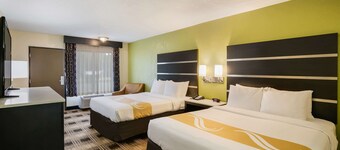 Quality Inn & Suites Mt Chalet