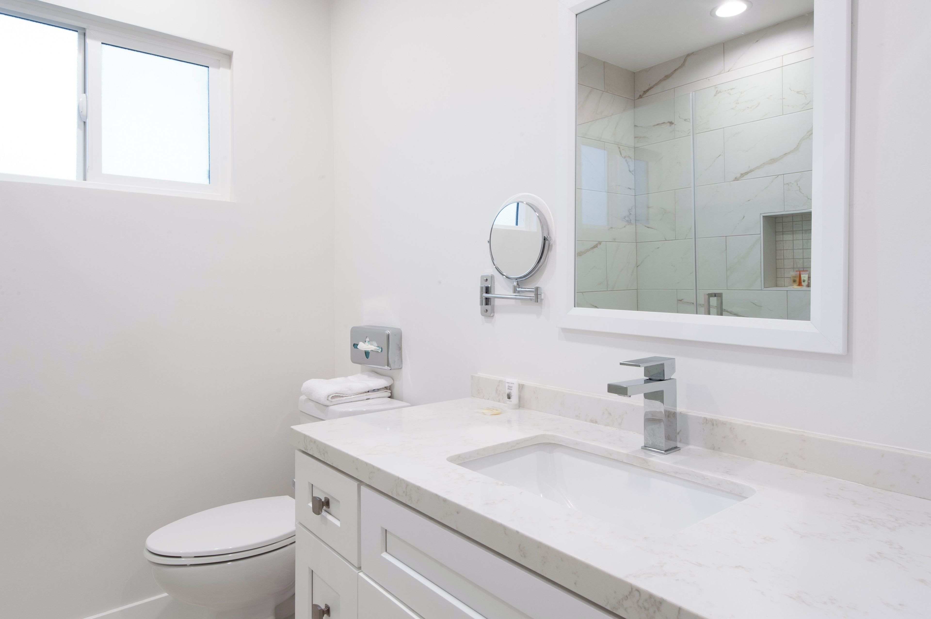 Photo - Studio City Court Yard Hotel