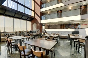 Desayuno buffet incluido todos los días 