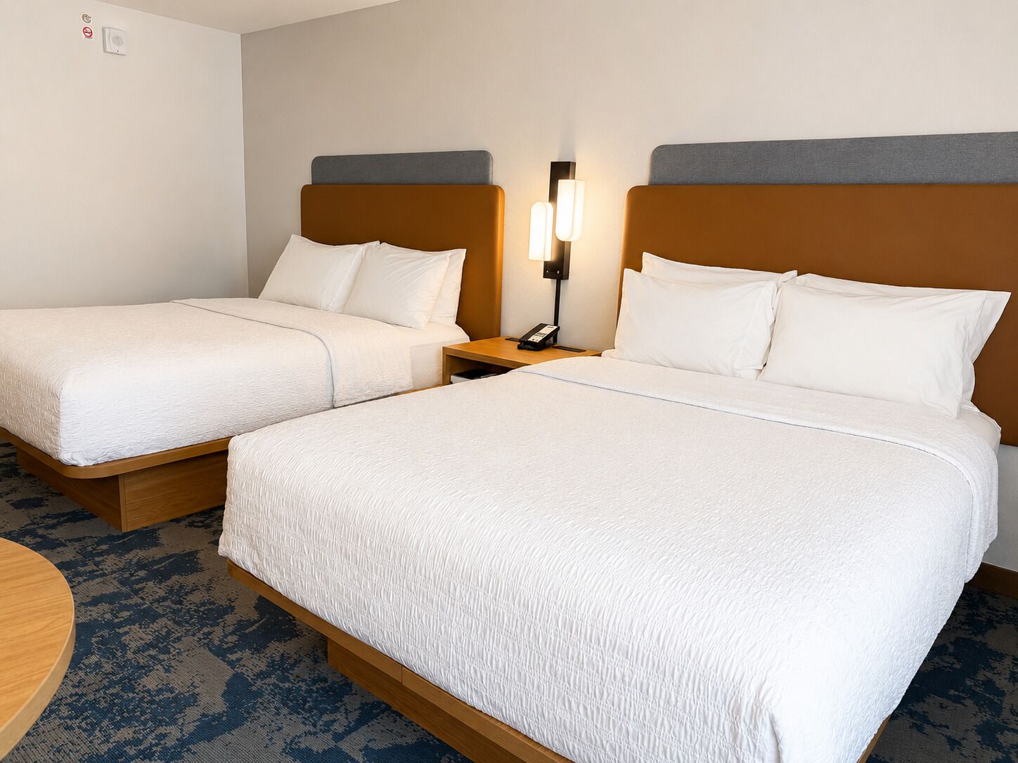 Ropa de cama de alta calidad, tabla de planchar con plancha, wifi gratis