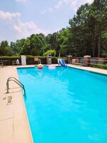 Seasonal outdoor pool, pool umbrellas, sun loungers