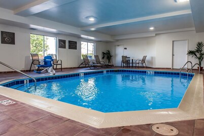 Comfort Inn and Suites