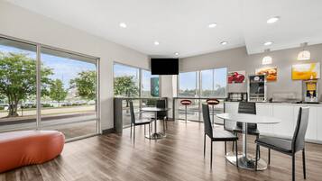 Tägliches inbegriffenes Frühstücksbuffet