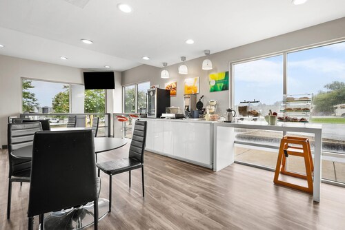 Quality Inn Auburn Campus Area I-85