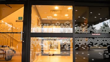 施設の正面
