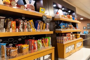 Snack bar