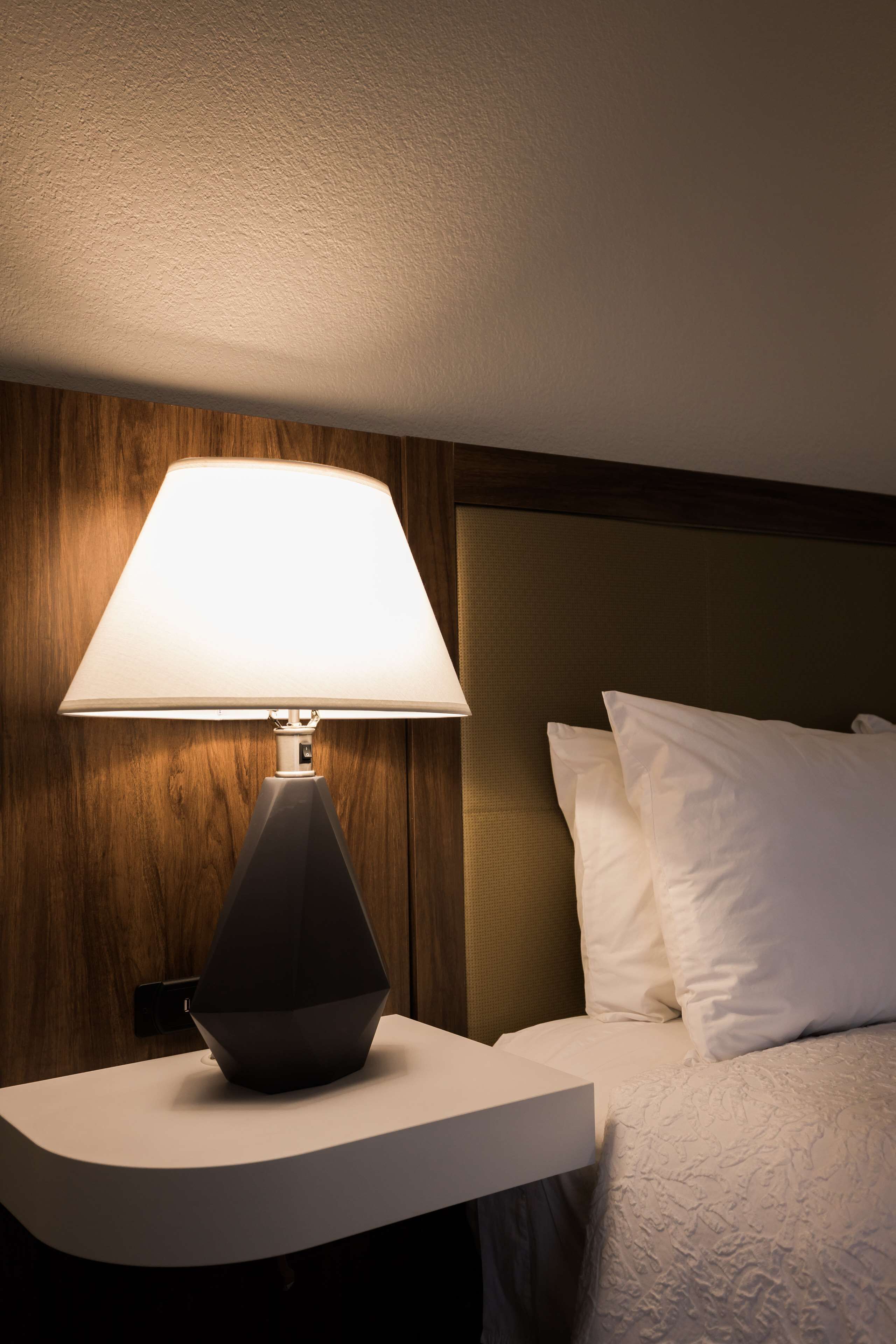 room, 1 queen bed, accessible, bathtub | desk, blackout curtains, iron/ironing board, wifi