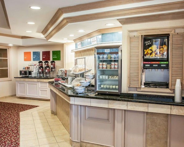 Free daily buffet breakfast