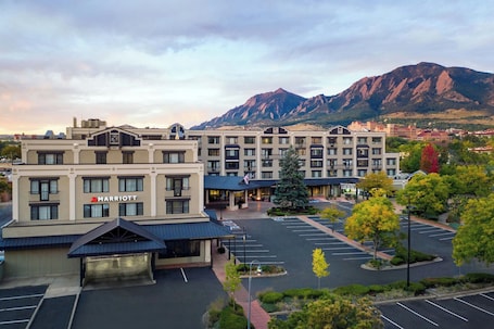 Exterior. Boulder Marriott