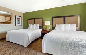 Deluxe Studio, Multiple Beds, Non Smoking | Desk, iron/ironing board, free WiFi - Extended Stay America Suites Evansville East (Evansville)