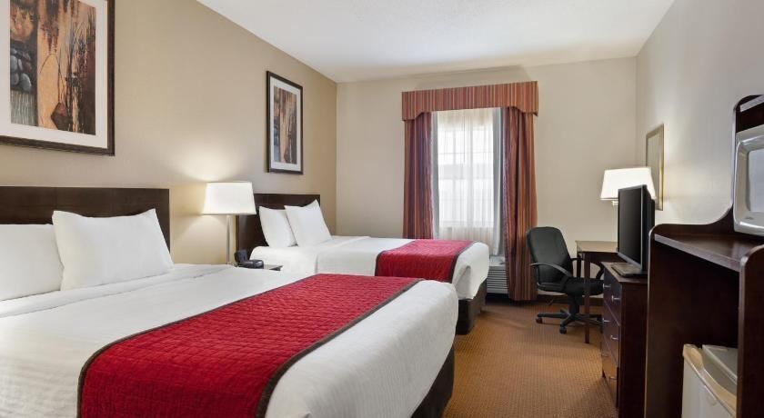 In-room safe, desk, iron/ironing board, free cribs/infant beds