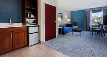 Holiday Inn Express & Suites Cincinnati Riverfront by IHG