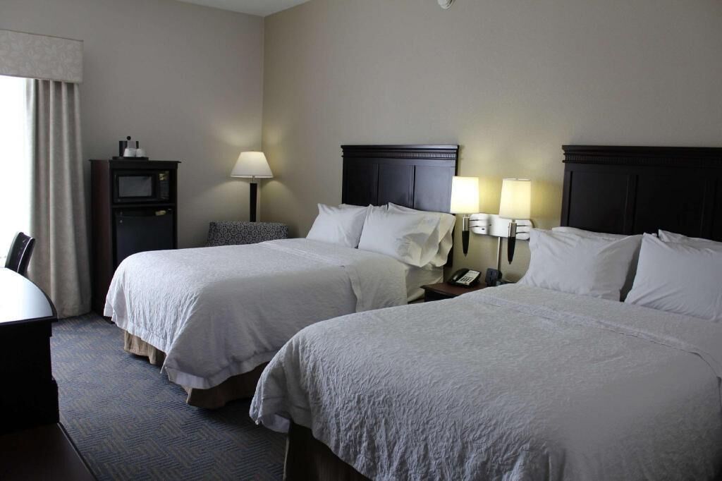 Down comforters, in-room safe, desk, iron/ironing board