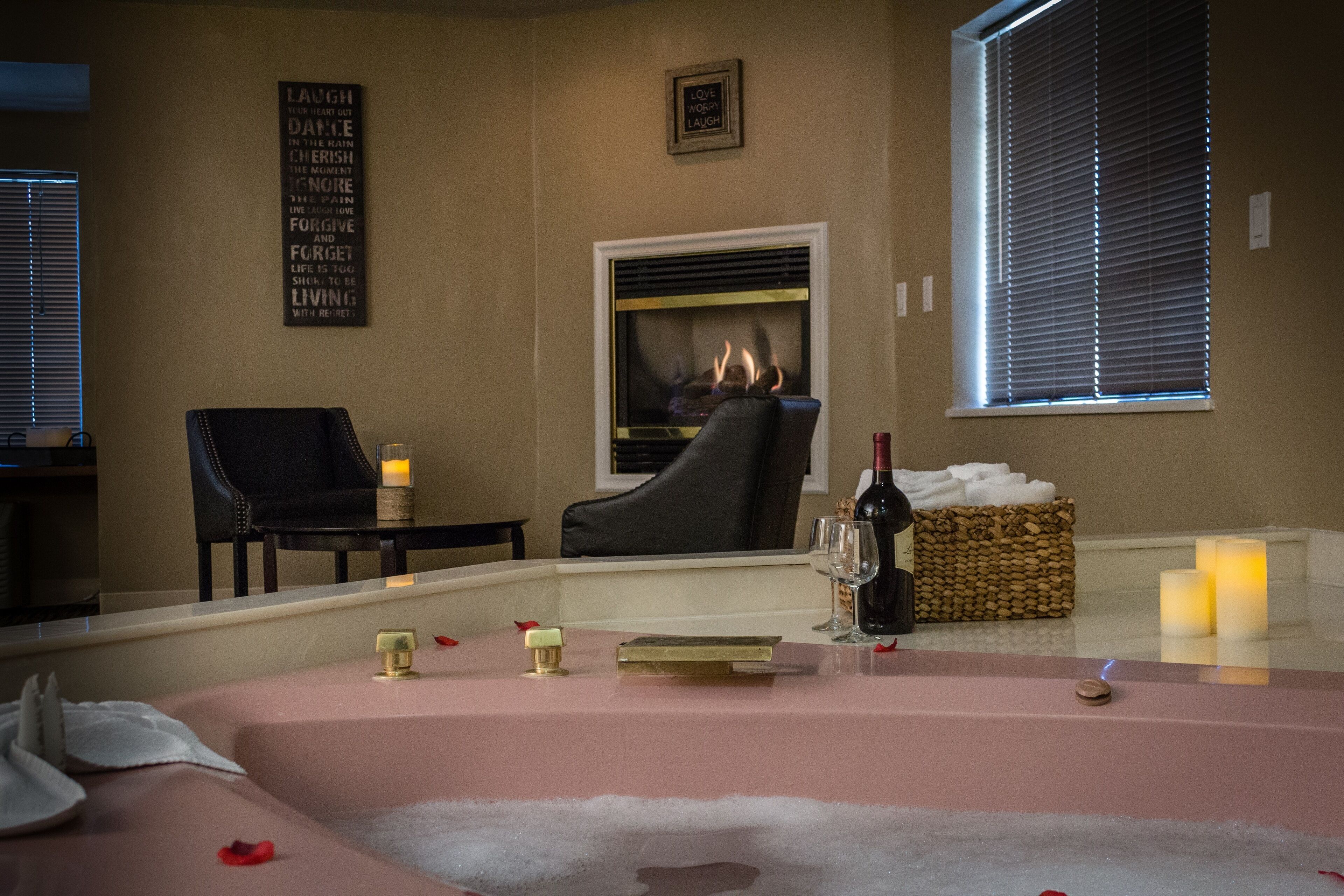 客房, 1 張特大雙人床 (Fireplace) | 高級寢具、羽絨被、獨特設計、獨特裝修