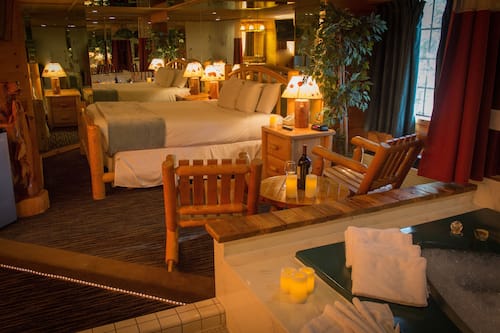 Chalet rustique (Suite) | Literie de qualité, couette en duvet, décor unique, ameublement unique