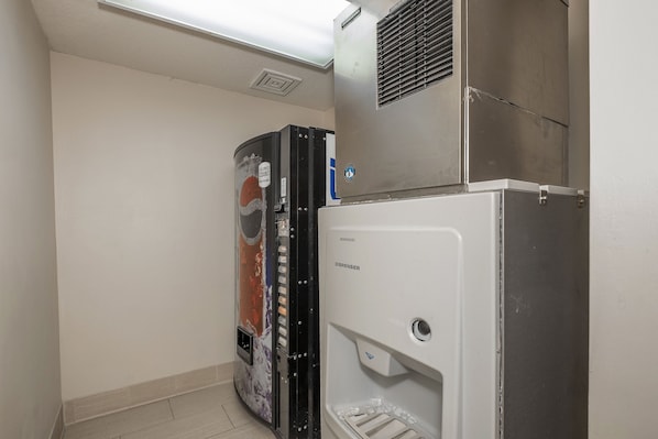 Vending machine