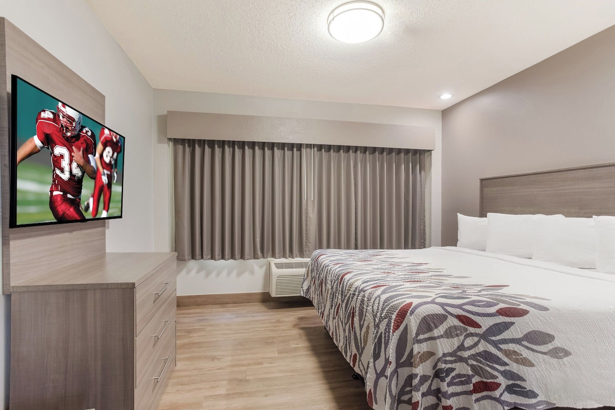 Habitación superior, 1 cama King size, para no fumadores | Escritorio, tabla de planchar con plancha y cunas gratuitas