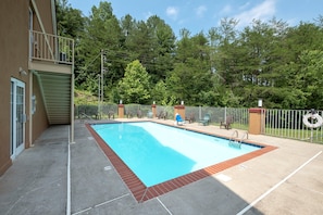 Seasonal outdoor pool, pool umbrellas, sun loungers