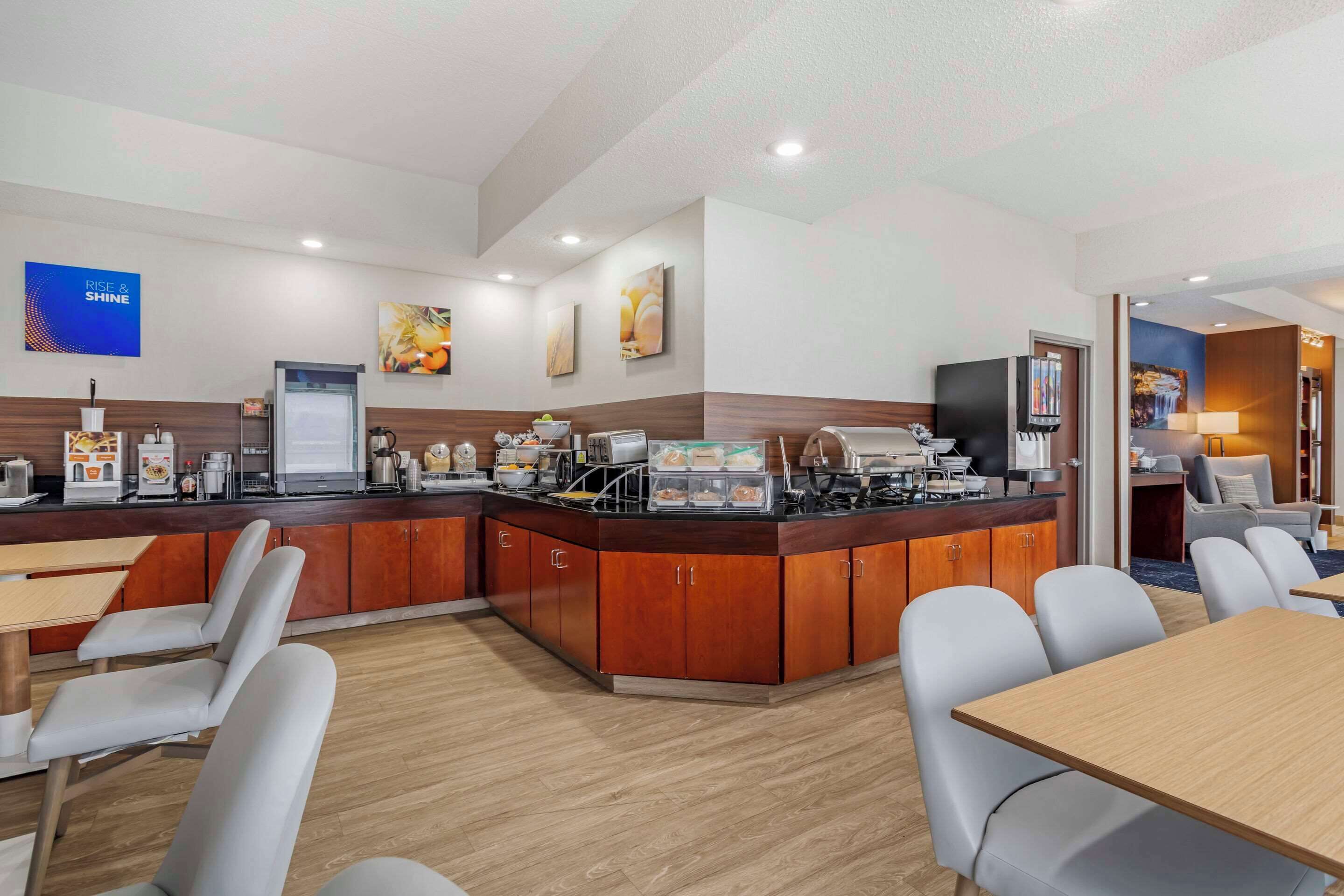 Petit déjeuner continental compris