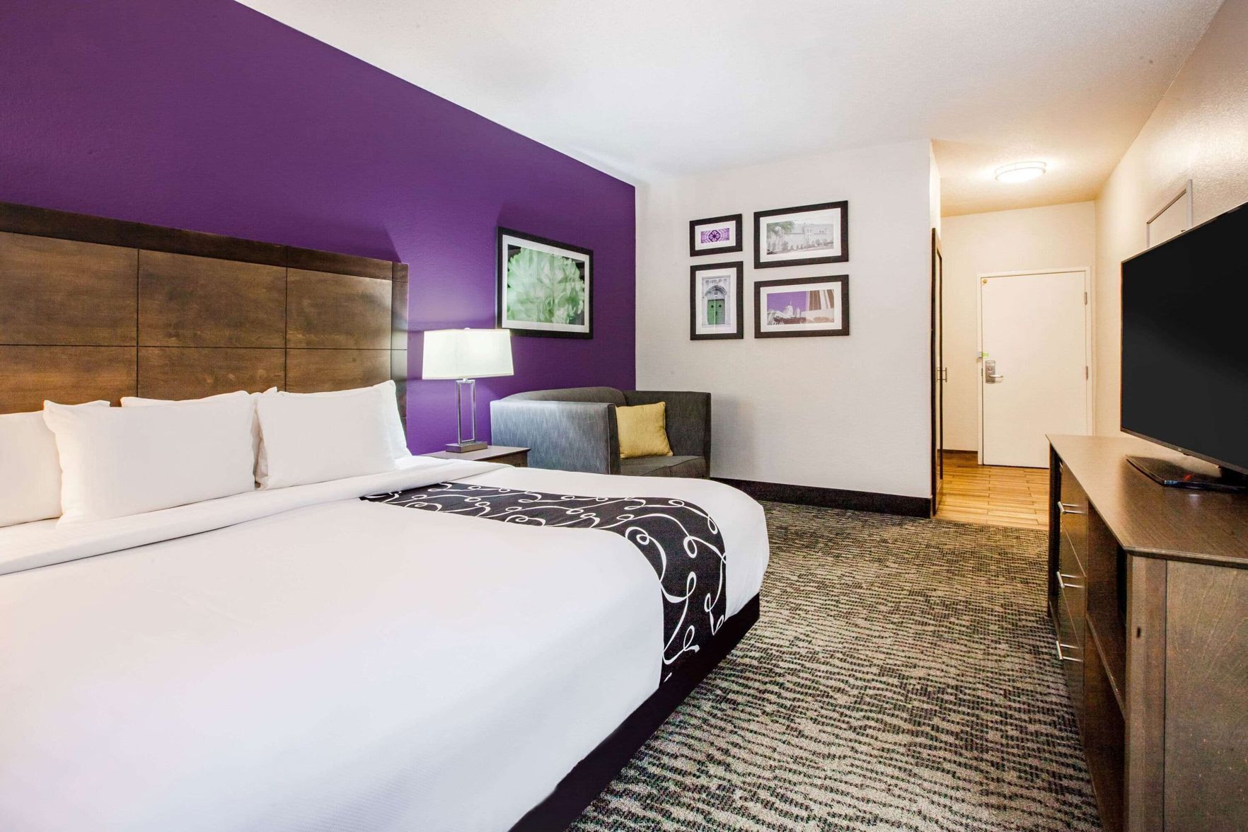 In-room safe, desk, iron/ironing board, free cribs/infant beds