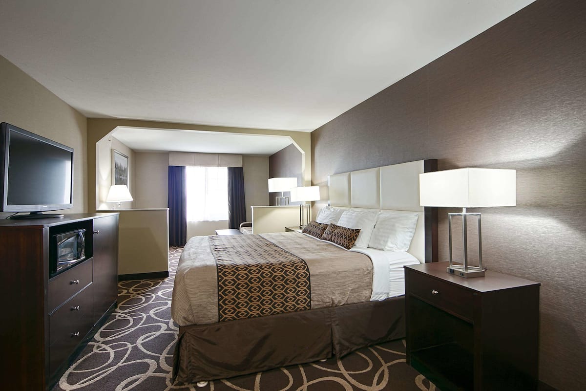 1 bedroom, pillow-top beds, in-room safe, iron/ironing board