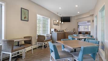 Free continental breakfast