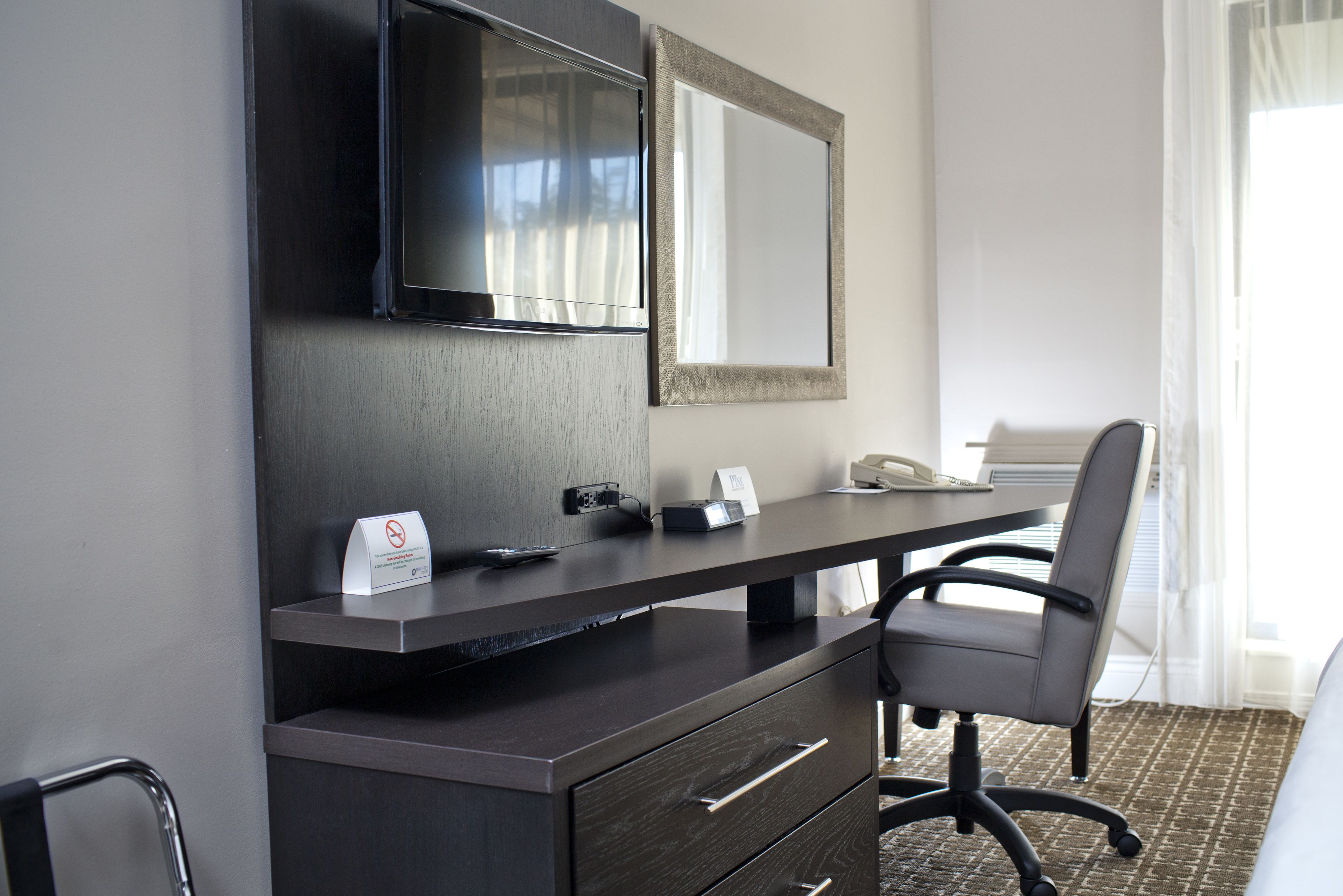 Photo - Ramada by Wyndham Ottawa On The Rideau