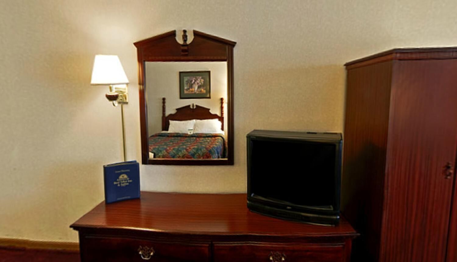 Foto - Americas Best Value Inn & Suites Waukegan Gurnee