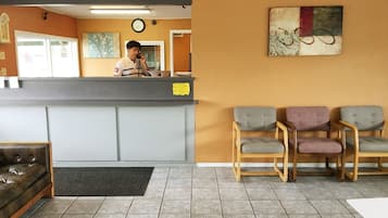 Check-in/check-out kiosk