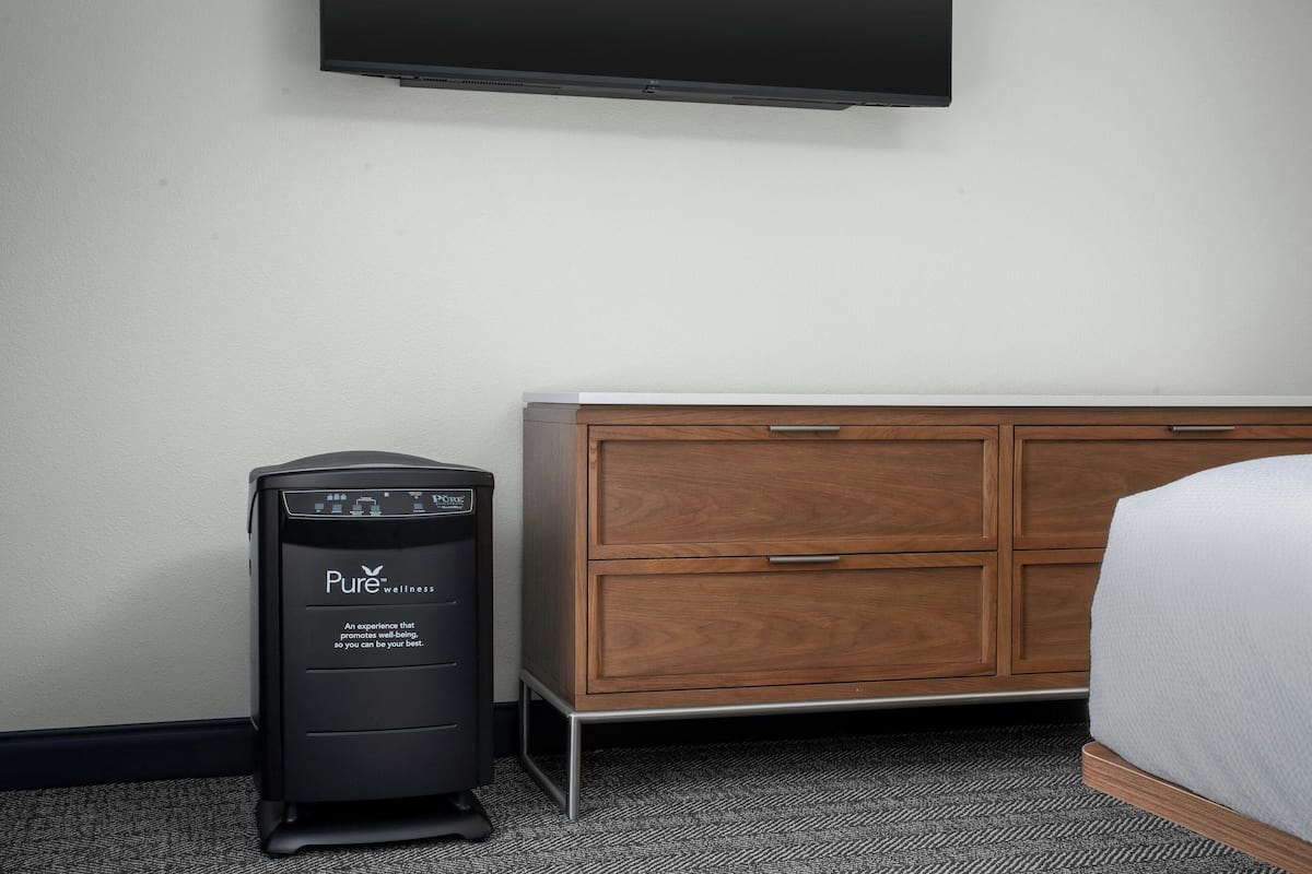 Premium bedding, in-room safe, desk, blackout curtains