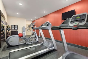 Fitness facility - Hampton Inn Wichita-East (Wichita)
