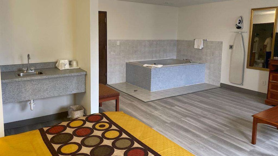 Americas Best Value Inn West Frankfort