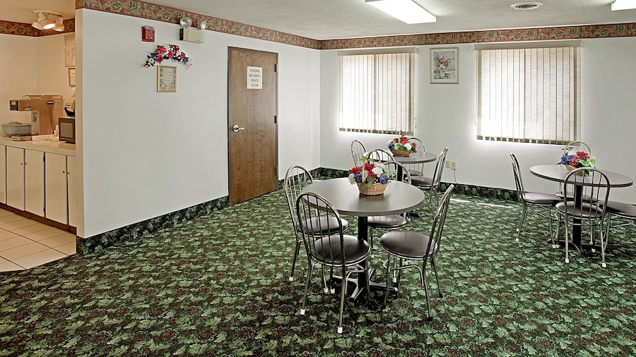 Americas Best Value Inn West Frankfort