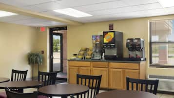 Free daily continental breakfast