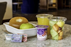 Free daily continental breakfast 