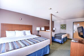 Standard Room, Multiple Beds, Non Smoking, Microwave | In-room safe, iron/ironing board, cribs/infant beds, rollaway beds