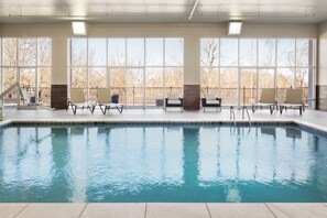 Indoor pool, pool loungers