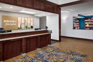Reception - Hampton Inn Lawrence (Lawrence)