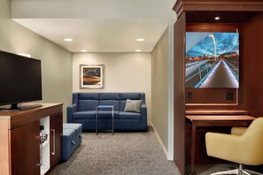 Habitación de lujo, 1 cama de matrimonio grande, No fumadores | Ropa de cama de alta calidad, caja fuerte, escritorio