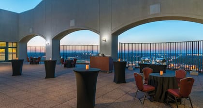 Crowne Plaza Springfield by IHG