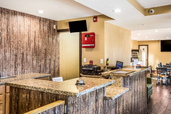 Lobby - Econo Lodge Oskaloosa (Oskaloosa)