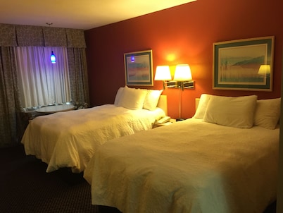 Americas Best Value Inn Garden City