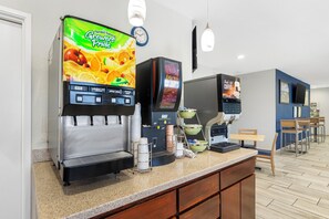Free daily continental breakfast 